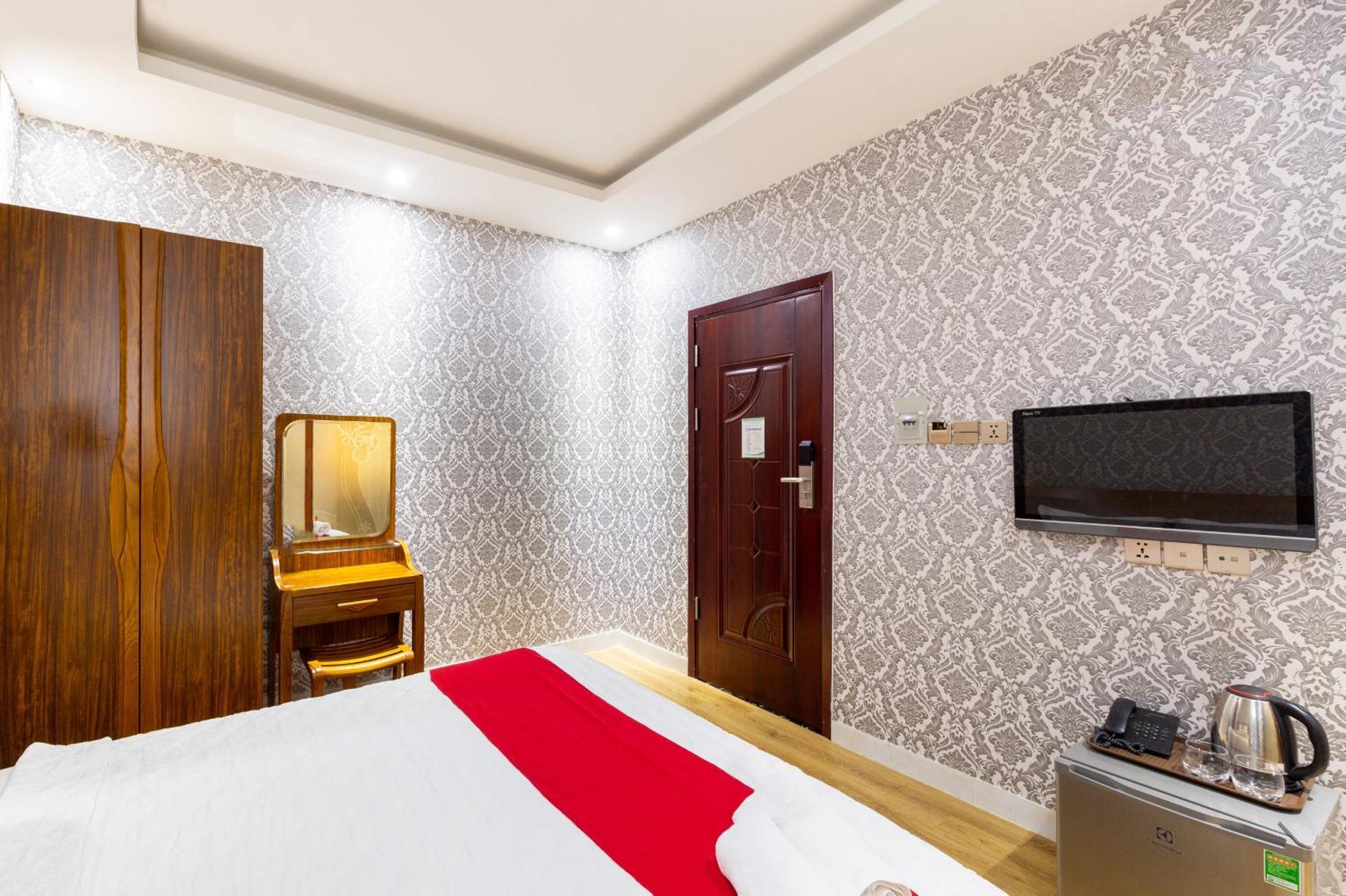 Spring Airport Hotel โฮจิมินห์ซิตี้ ภายนอก รูปภาพ